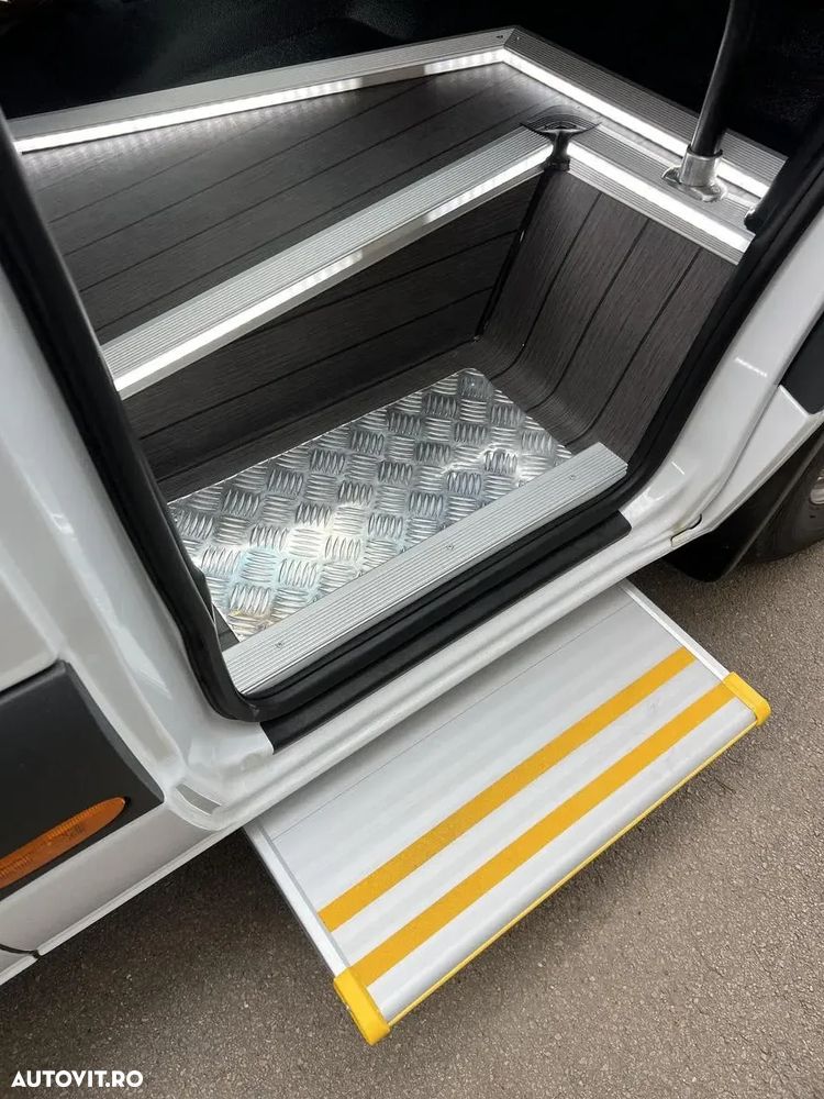 Mercedes-Benz Sprinter 517 CDI - Microbuz 19+1+1 - Cala adancita - 22