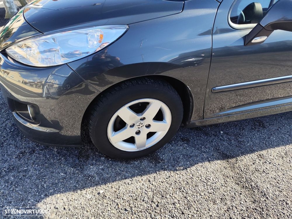 Peugeot 207 1.4 16V Trendy - 5