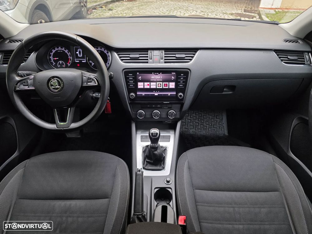 Skoda Octavia Break 1.6 TDi Ambition - 17