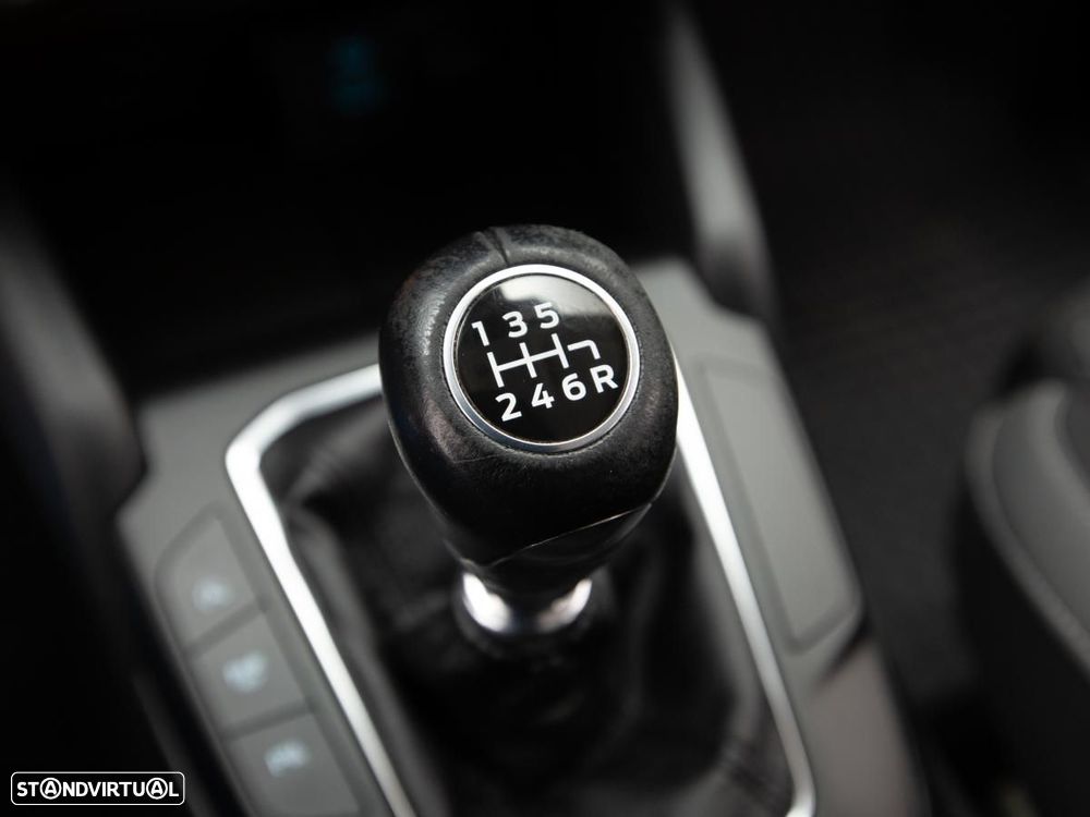 Ford Focus SW 1.0 EcoBoost Connected - 18