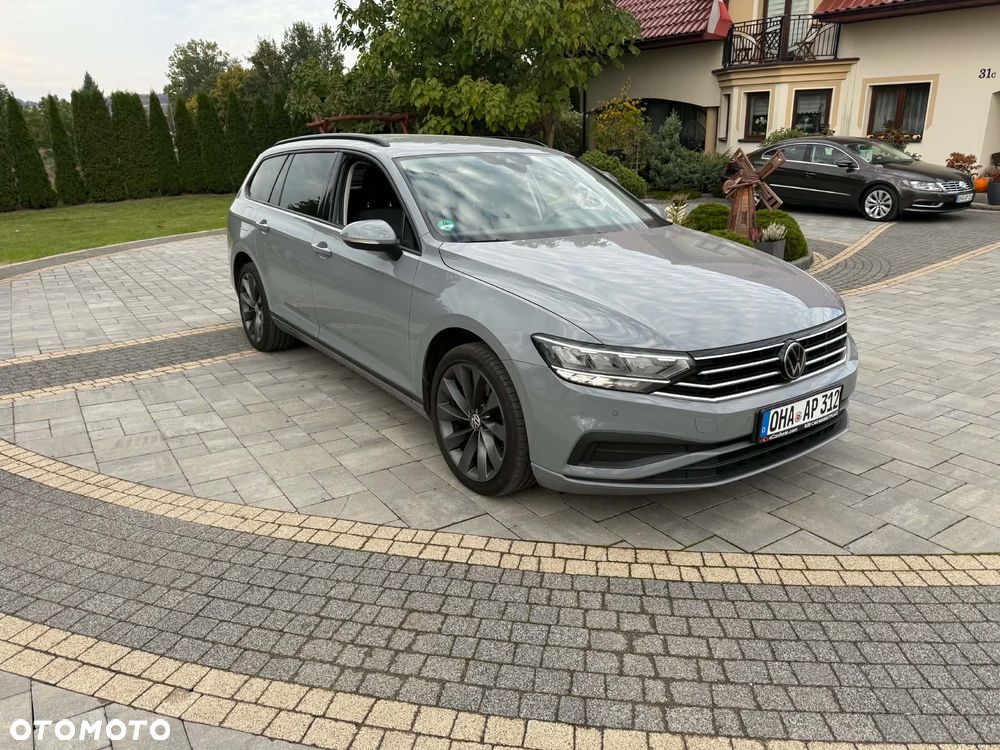 Volkswagen Passat 2.0 TDI SCR Style DSG - 3