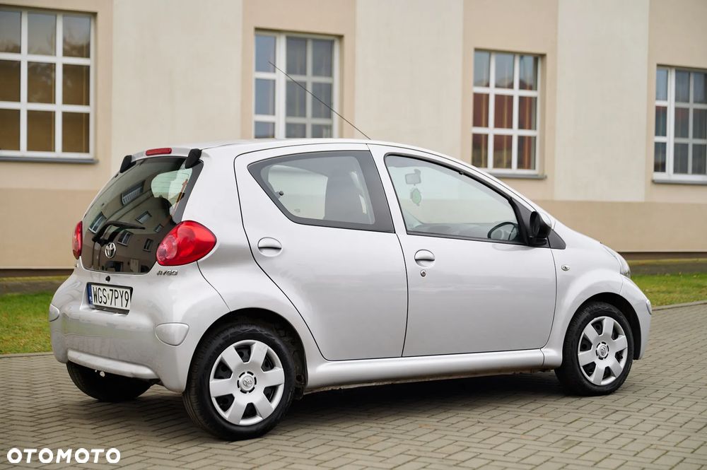 Toyota Aygo City - 13