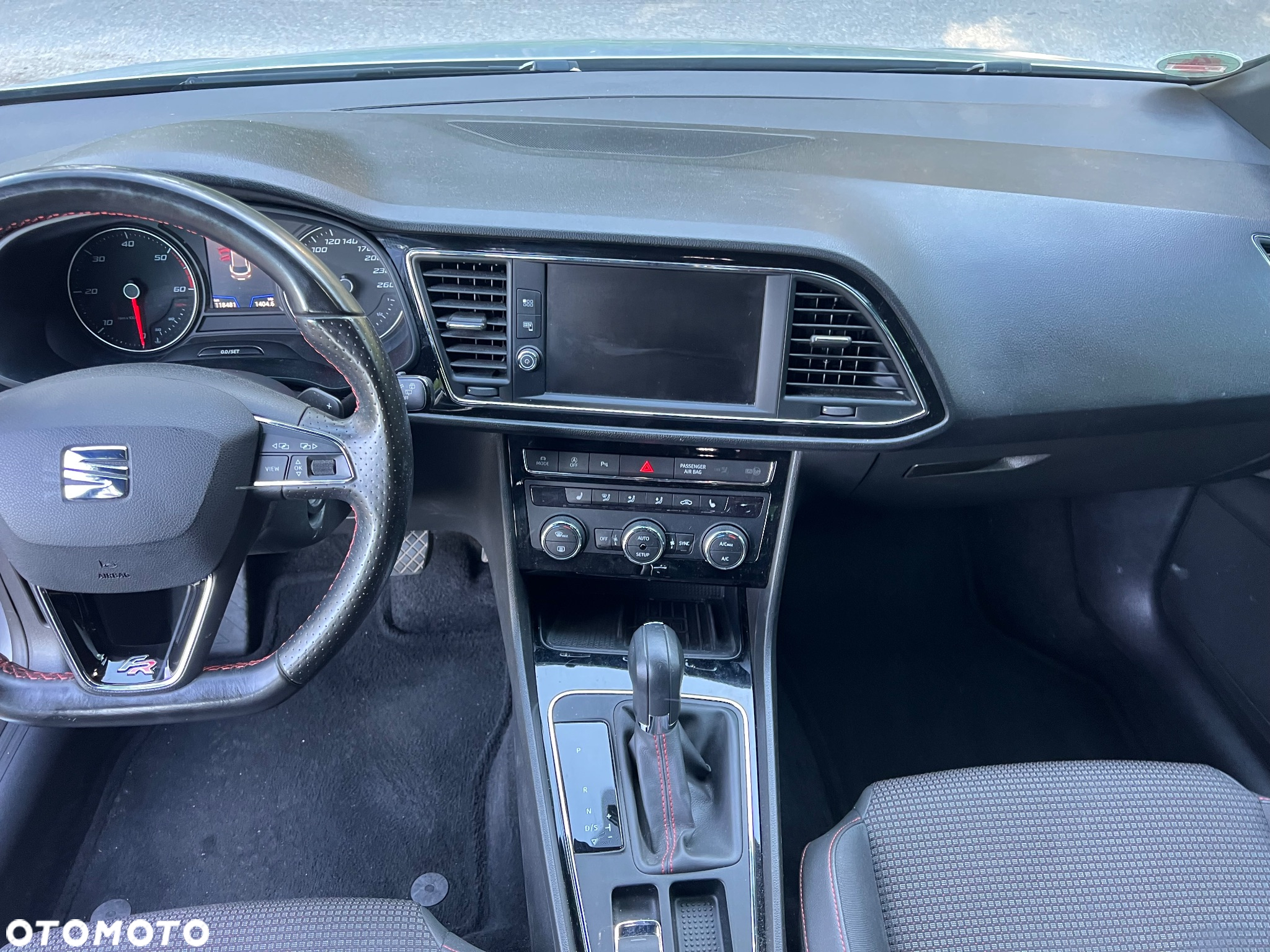 Seat Leon 2.0 TDI DPF Start&Stop DSG FR - 11