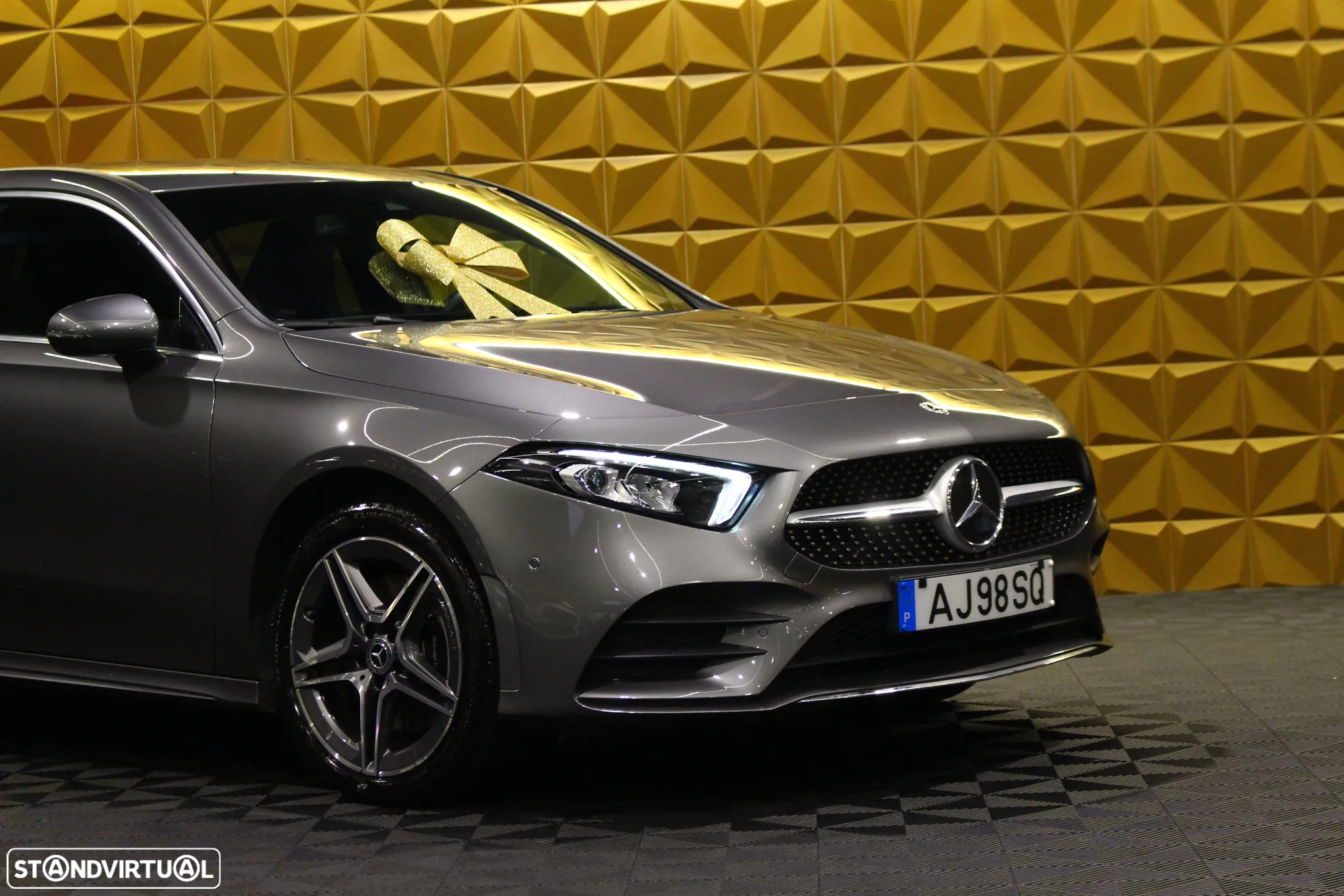 Mercedes-Benz A 250 e AMG Line - 6