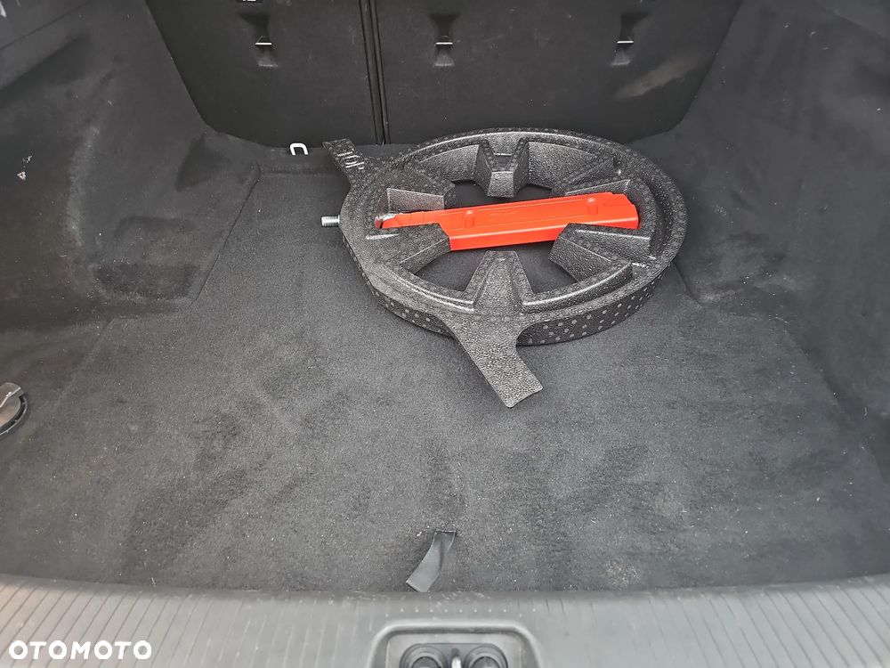 Opel Insignia 1.5 T Innovation S&S - 19