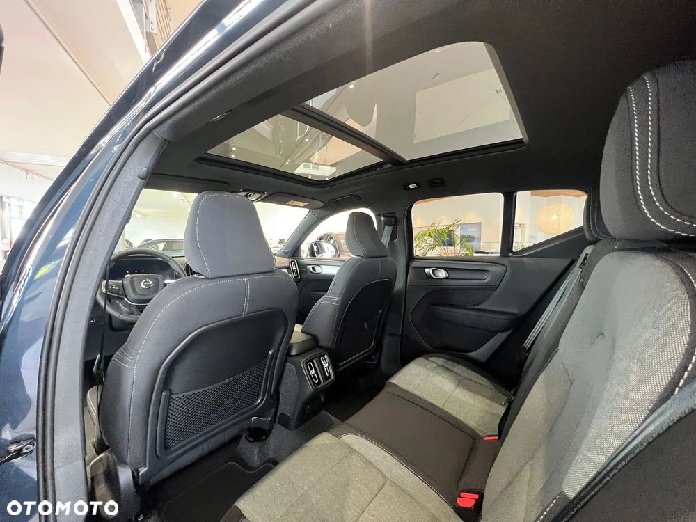 Volvo XC 40 - 28