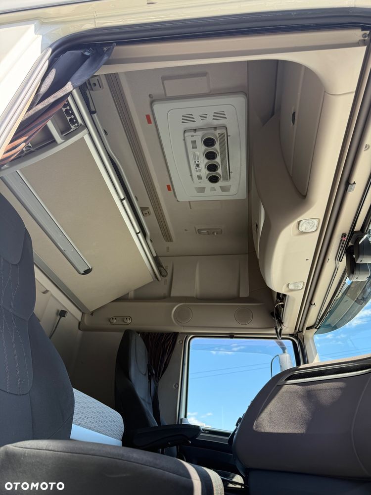 DAF XF106 480 Super Space Cab - 12