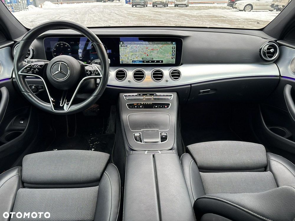 Mercedes-Benz Klasa E - 16