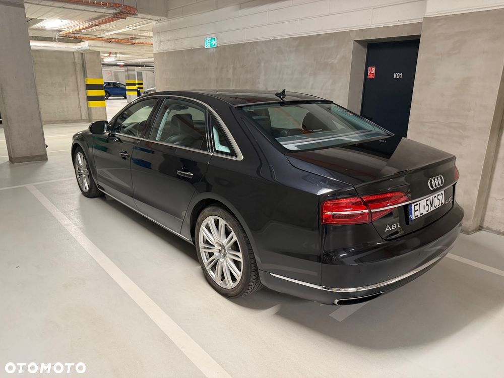 Audi A8 4.0 TFSI L Quattro - 12