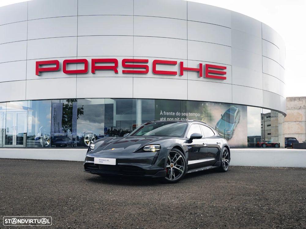Porsche Taycan Cross Turismo 4S - 3