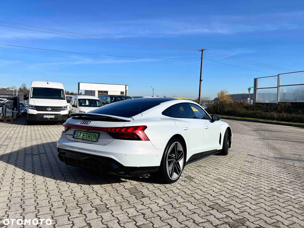 Audi e-tron S Quattro - 6