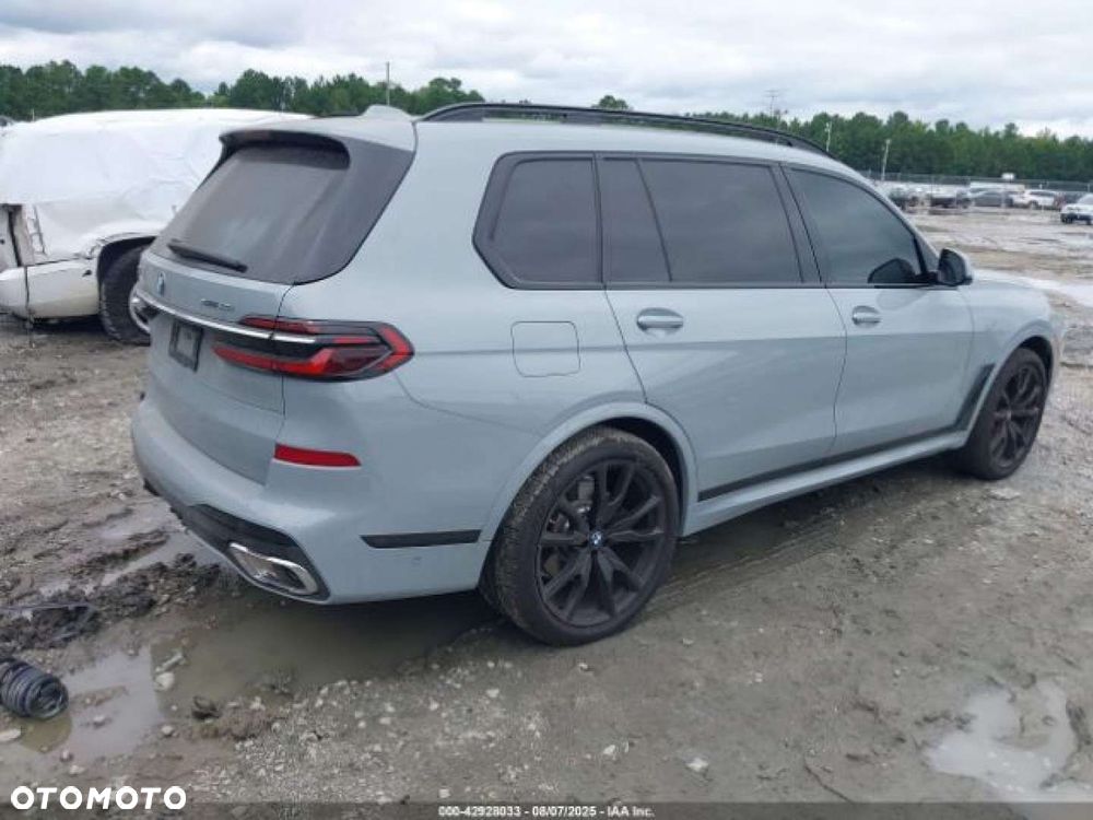 BMW X7 - 6
