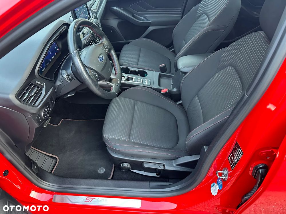 Ford Focus 2.0 EcoBlue ST-Line Business - 28