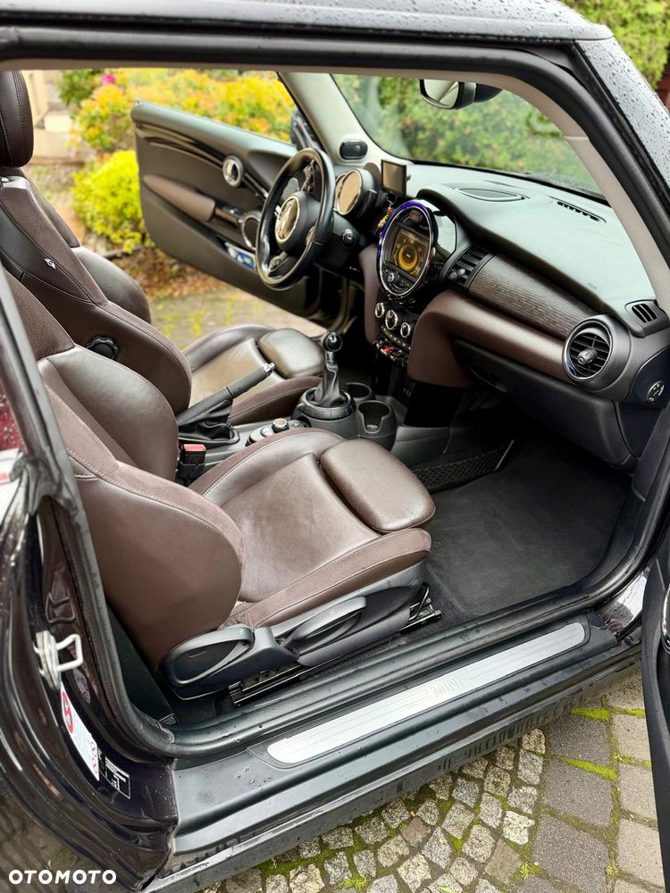 MINI Cooper Standard - 22