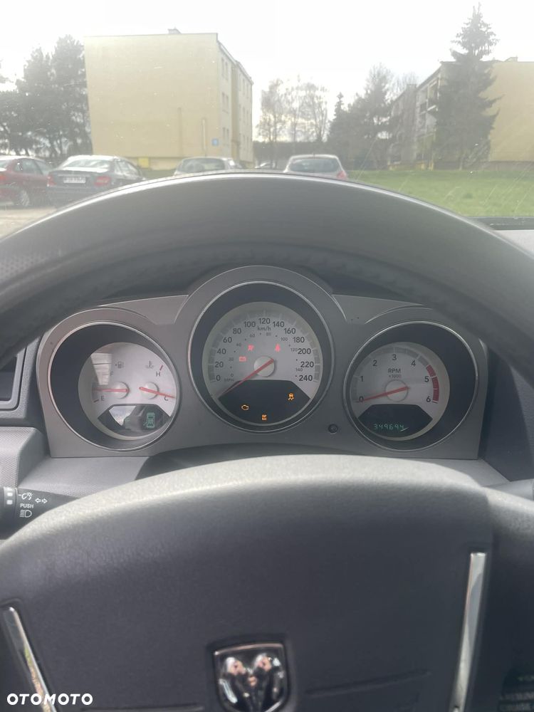 Dodge Avenger 2.0 CRD SXT - 11