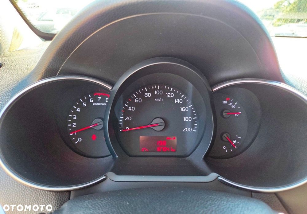 Kia Picanto - 12