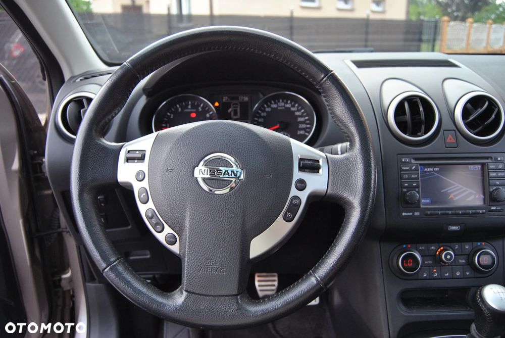 Nissan Qashqai+2 2.0 4x4 Tekna - 35