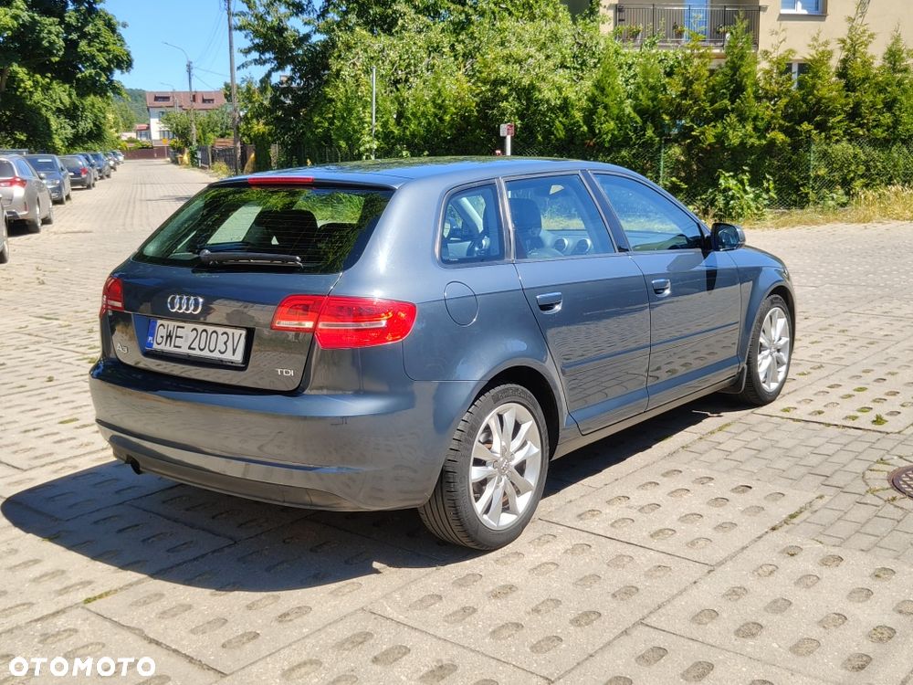 Audi A3 Sportback - 4