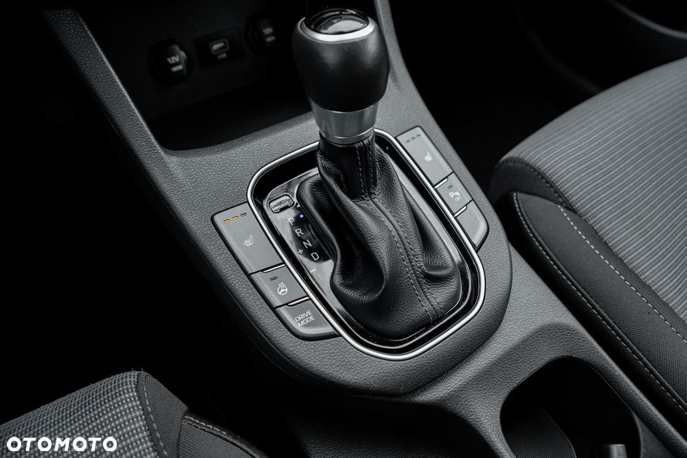 Hyundai i30 1.5 T-GDI 48V Premium DCT - 34