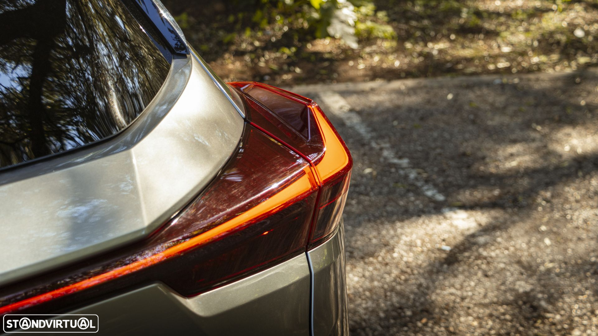 Lexus UX 250h F Sport - 19