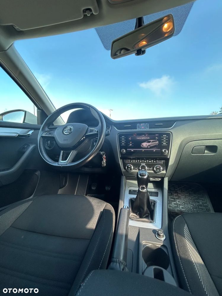 Skoda Octavia 1.4 TSI Ambition - 9