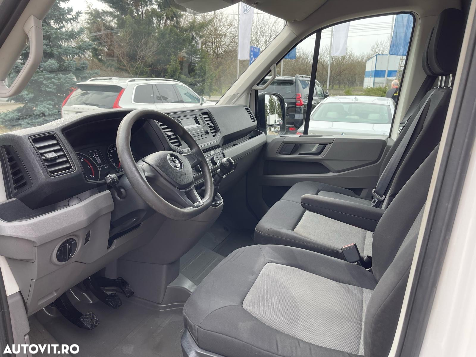 Volkswagen Crafter - 11