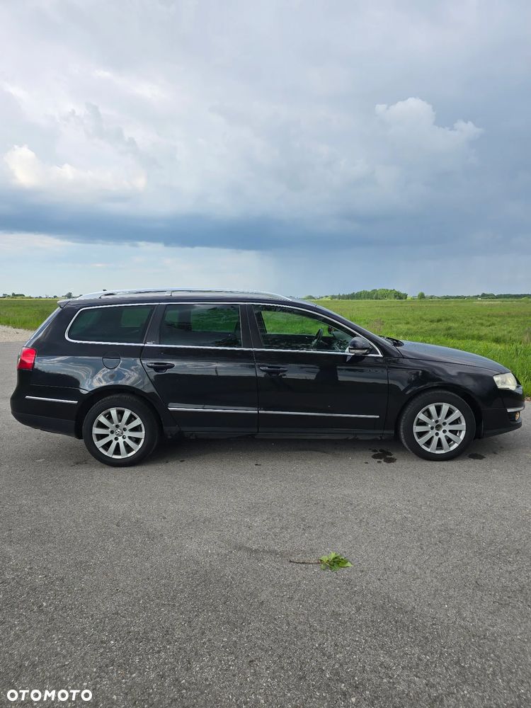 Volkswagen Passat 2.0 TDI DPF 4Motion Highline - 23