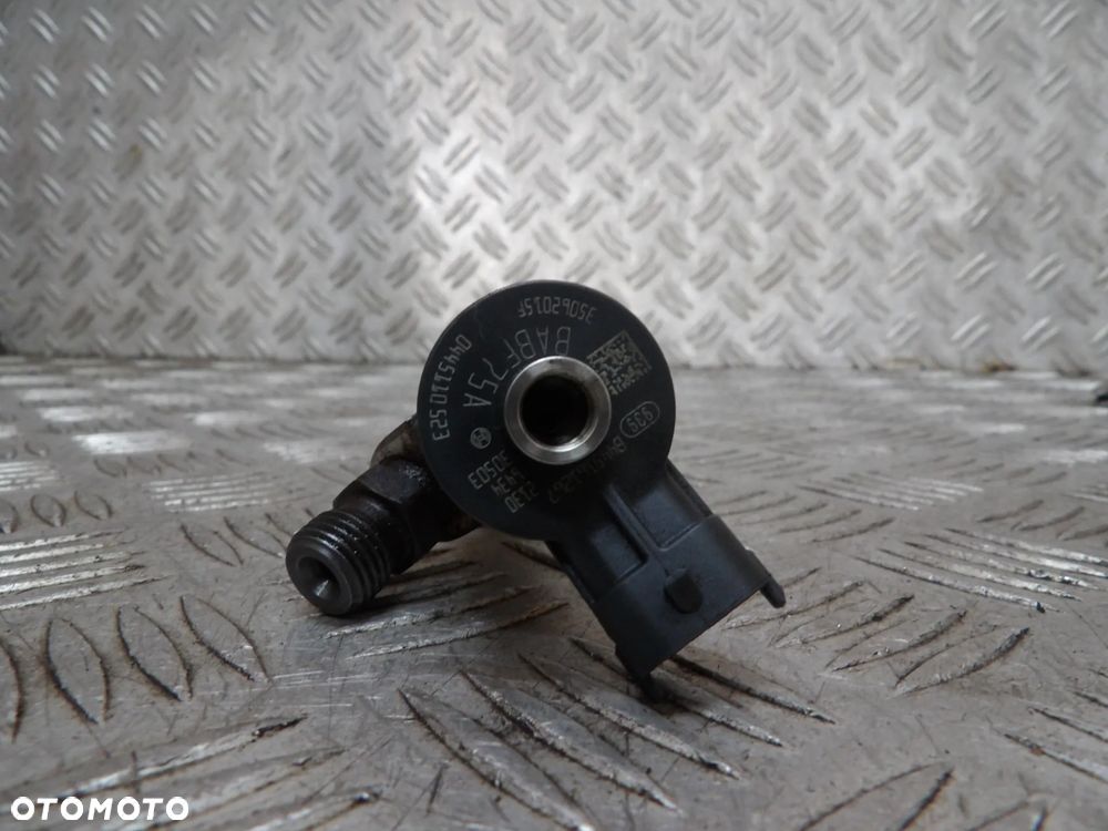 JEEP GRAND CHEROKEE WK2 3.0 CRD WTRYSKIWACZ PALIWA WTRYSK 0445110523 - 12