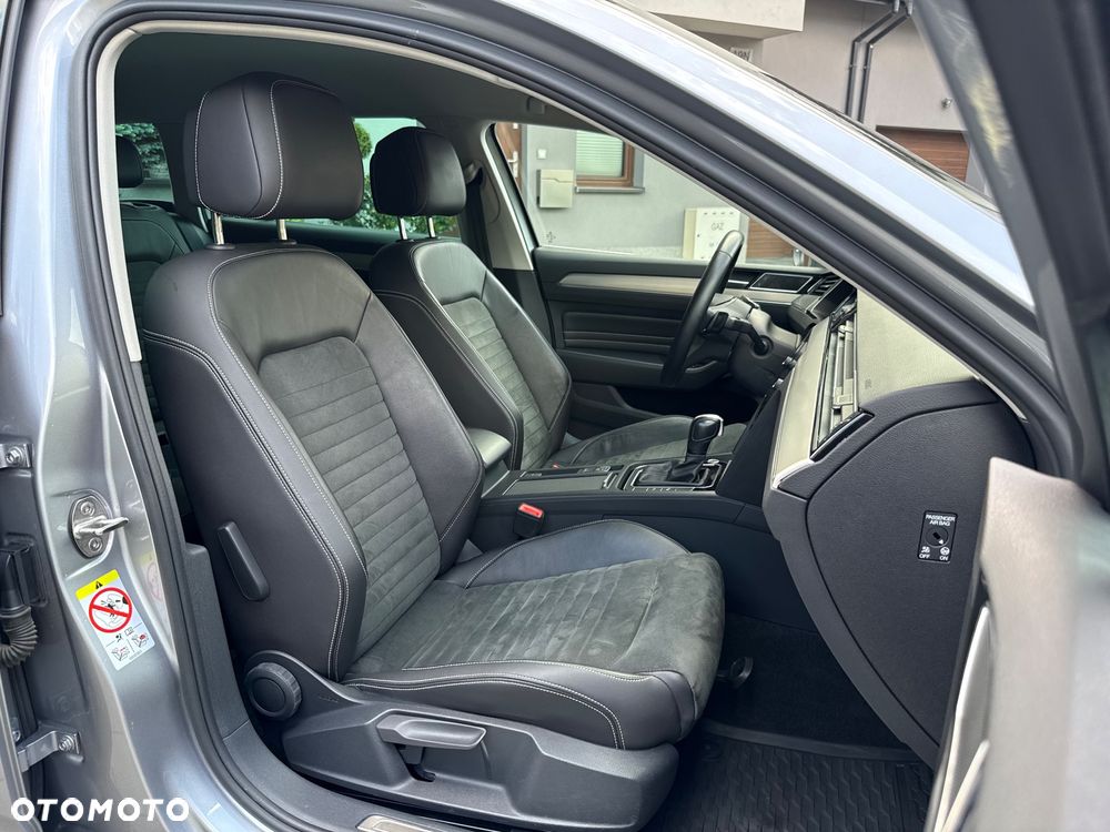 Volkswagen Passat - 19