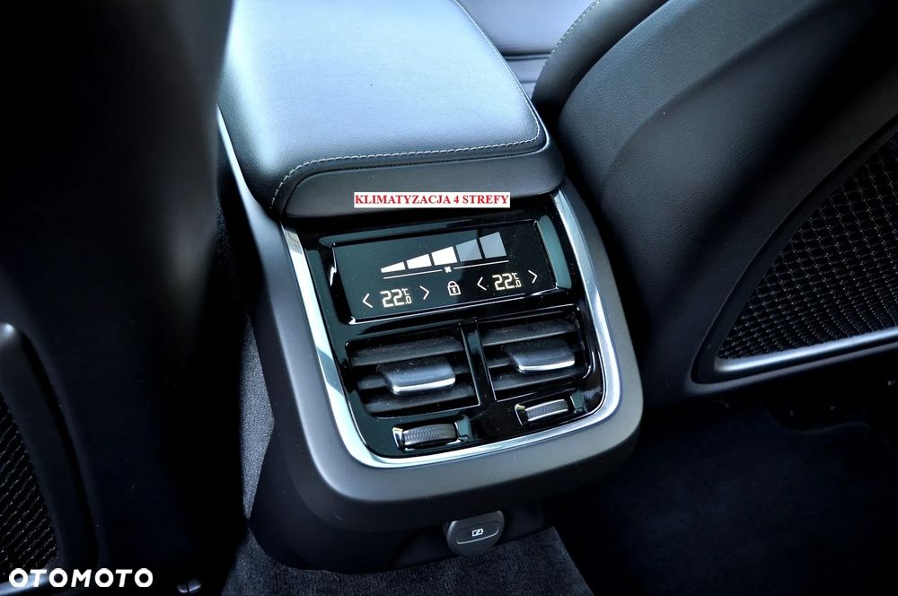 Volvo V60 Cross Country B4 D AWD Geartronic - 30