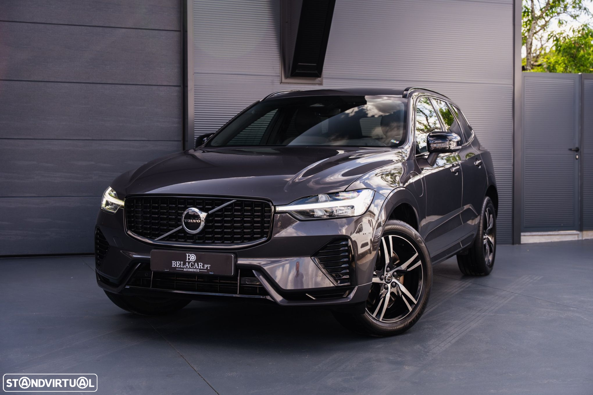 Volvo XC 60 2.0 T6 PHEV R-Design AWD - 3