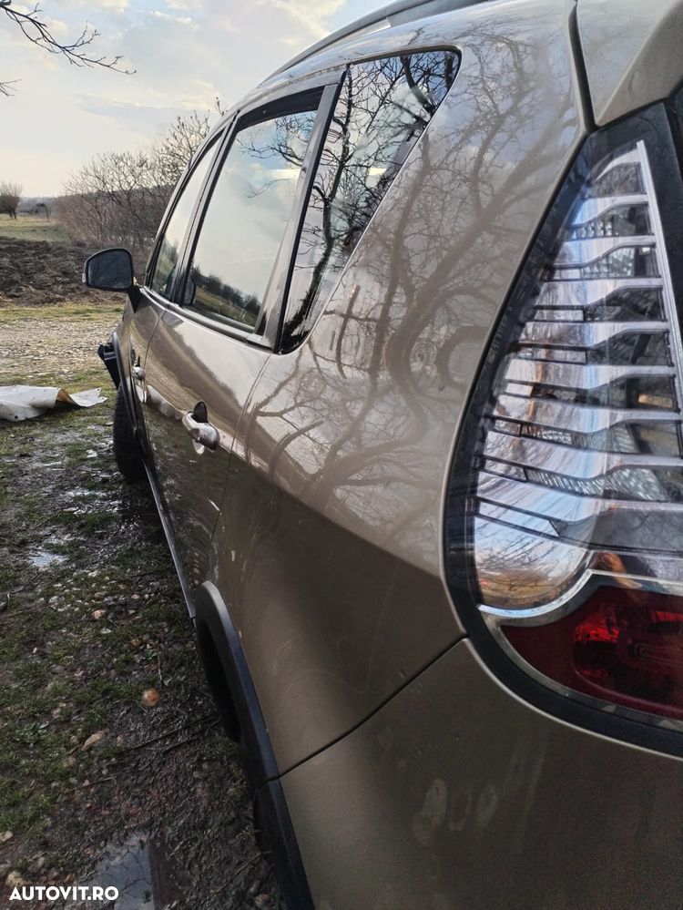 Renault Scenic 1.5dCi Expression - 9