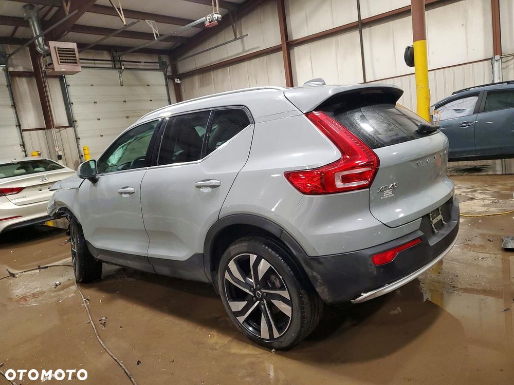 Volvo XC 40 B5 B AWD Ultimate Bright - 6