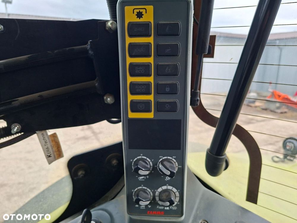 Claas Axion 850 4X4 - 18
