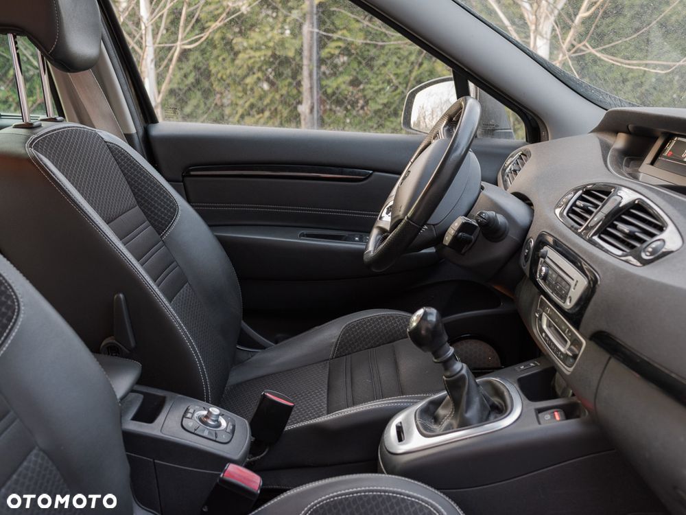 Renault Scenic Energy TCe 130 S&S Bose Edition - 9