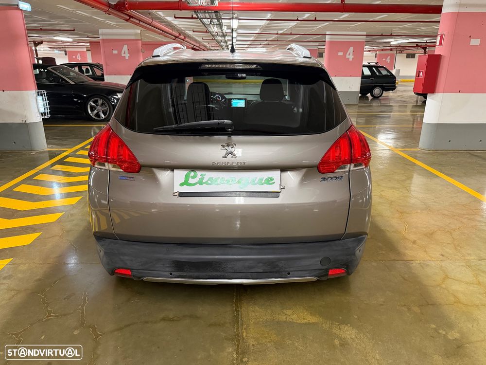 Peugeot 2008 1.2 PureTech Style - 5