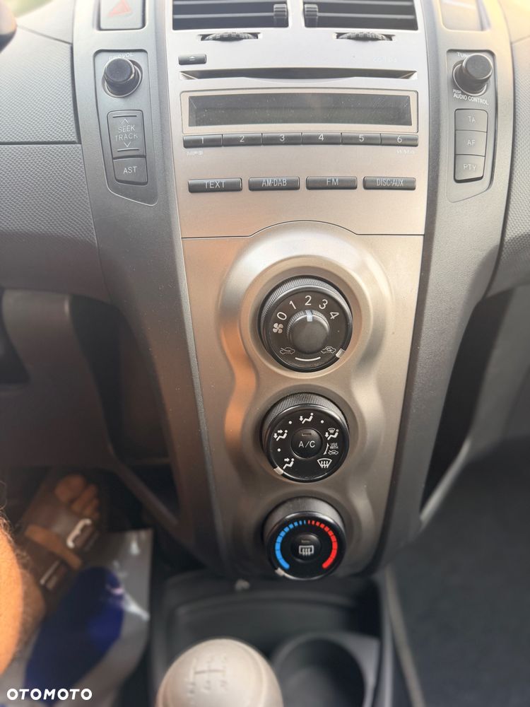 Toyota Yaris 1.0 VVT-i Cool Edition - 7