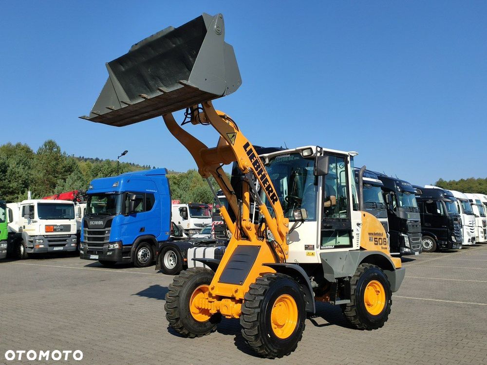 Liebherr L 506 STEREO Szybkozłącze / Łyżka Krokodyl + Widły Waga 6300kg - 2