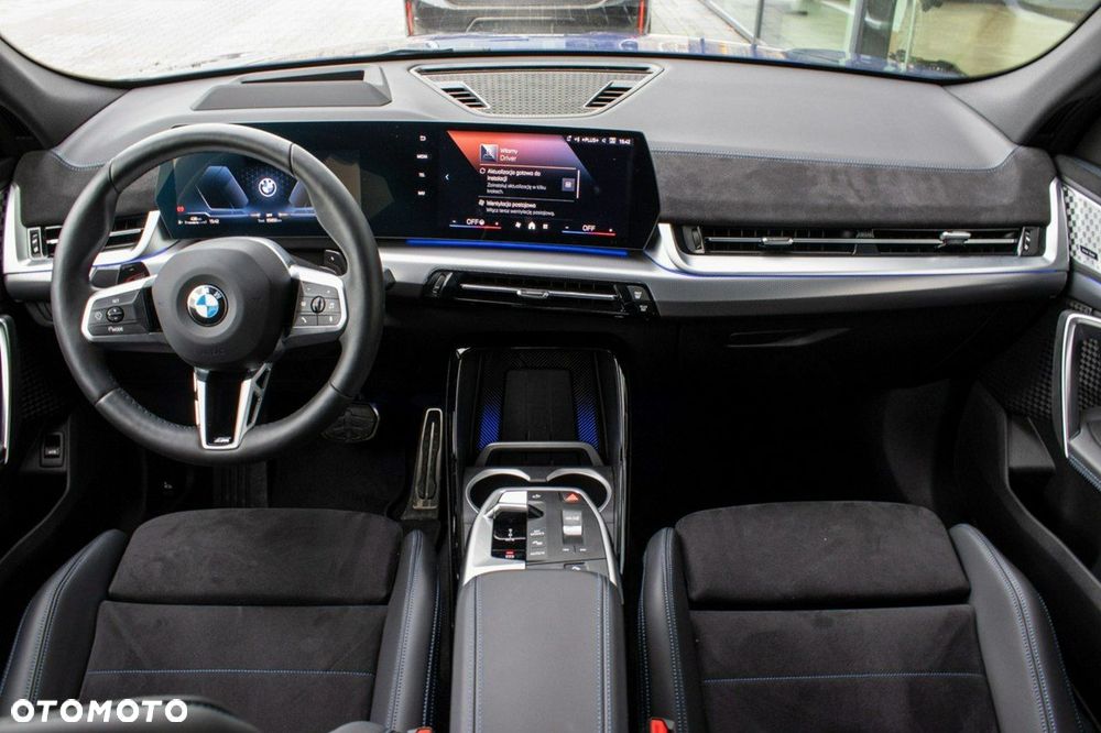 BMW X2 - 16