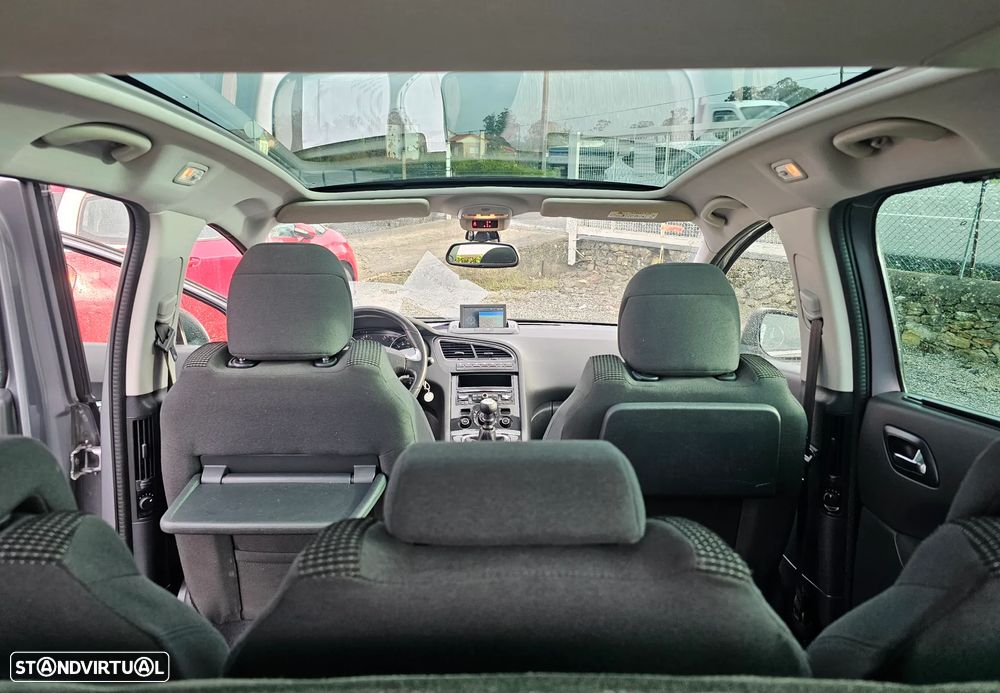 Peugeot 5008 1.2 PureTech Allure - 15