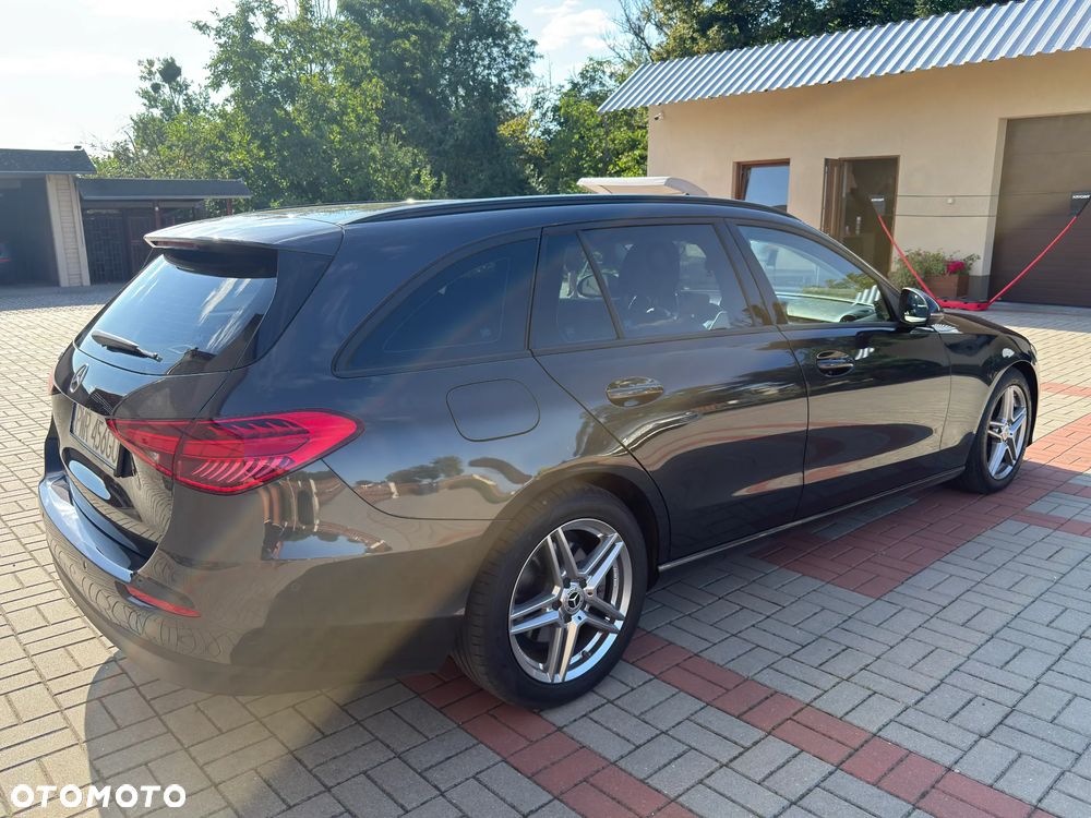 Mercedes-Benz C-Class 2023 photo 4