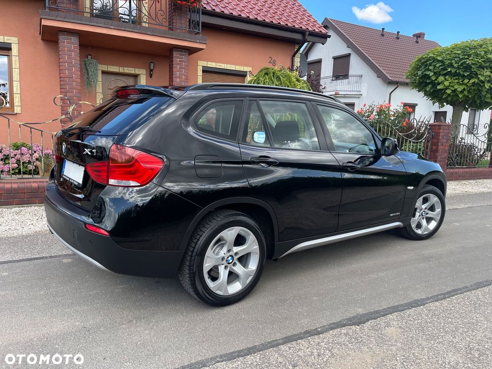BMW X1 sDrive18d xLine - 18