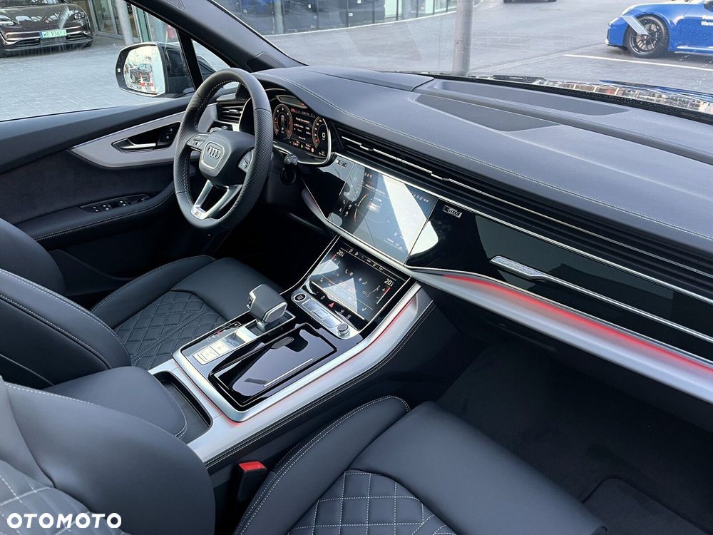 Audi Q7 - 21