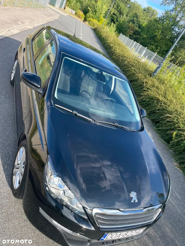 Peugeot 308 2014 photo 2