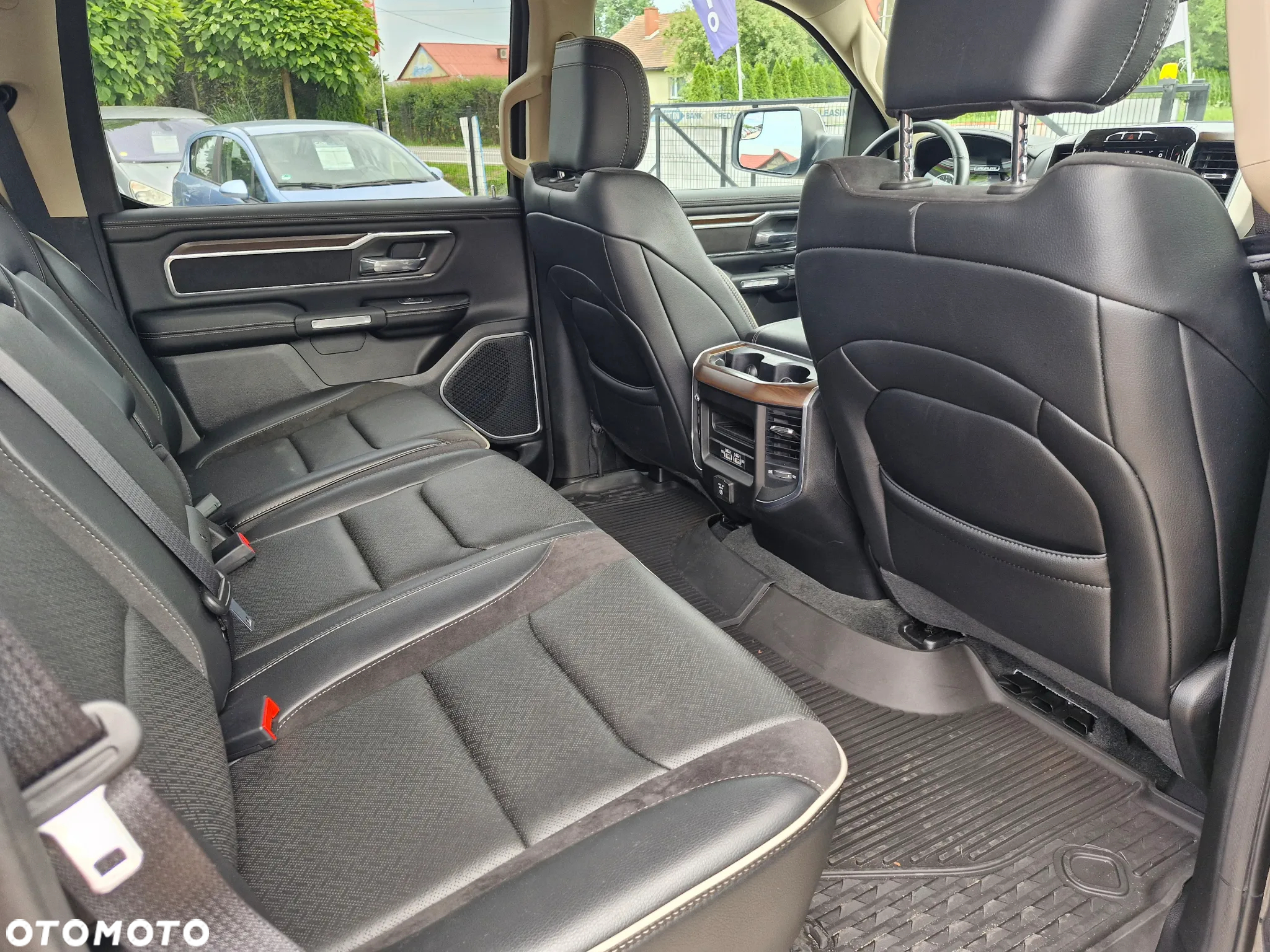 Dodge RAM - 23