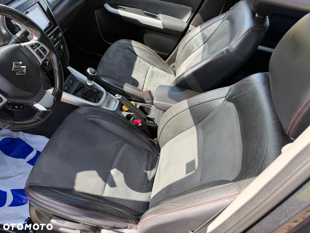 Suzuki Vitara - 11