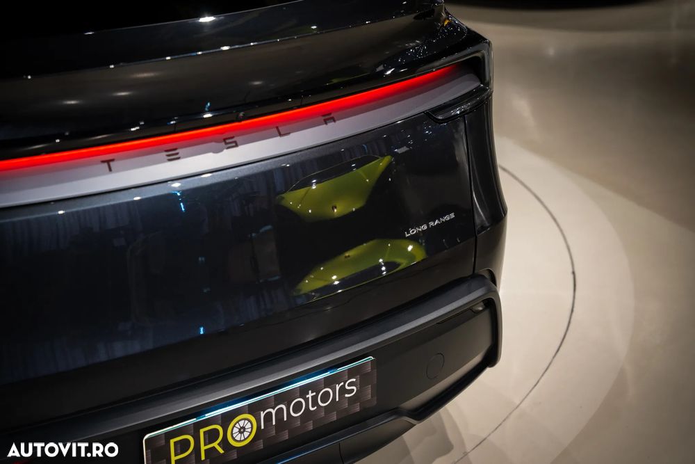 Tesla Model Y Long Range RWD - 22