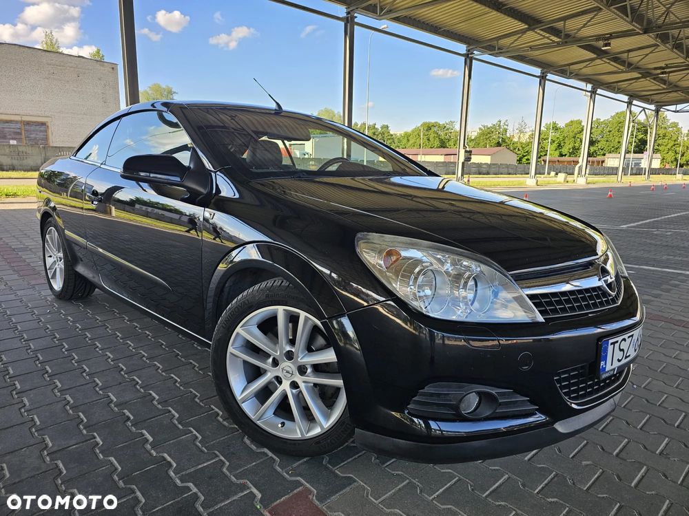 Opel Astra 1.9 CDTI Cosmo - 9