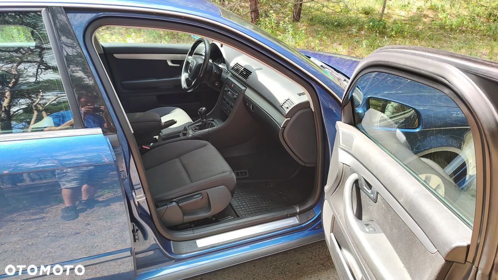 Audi A4 1.6 - 12