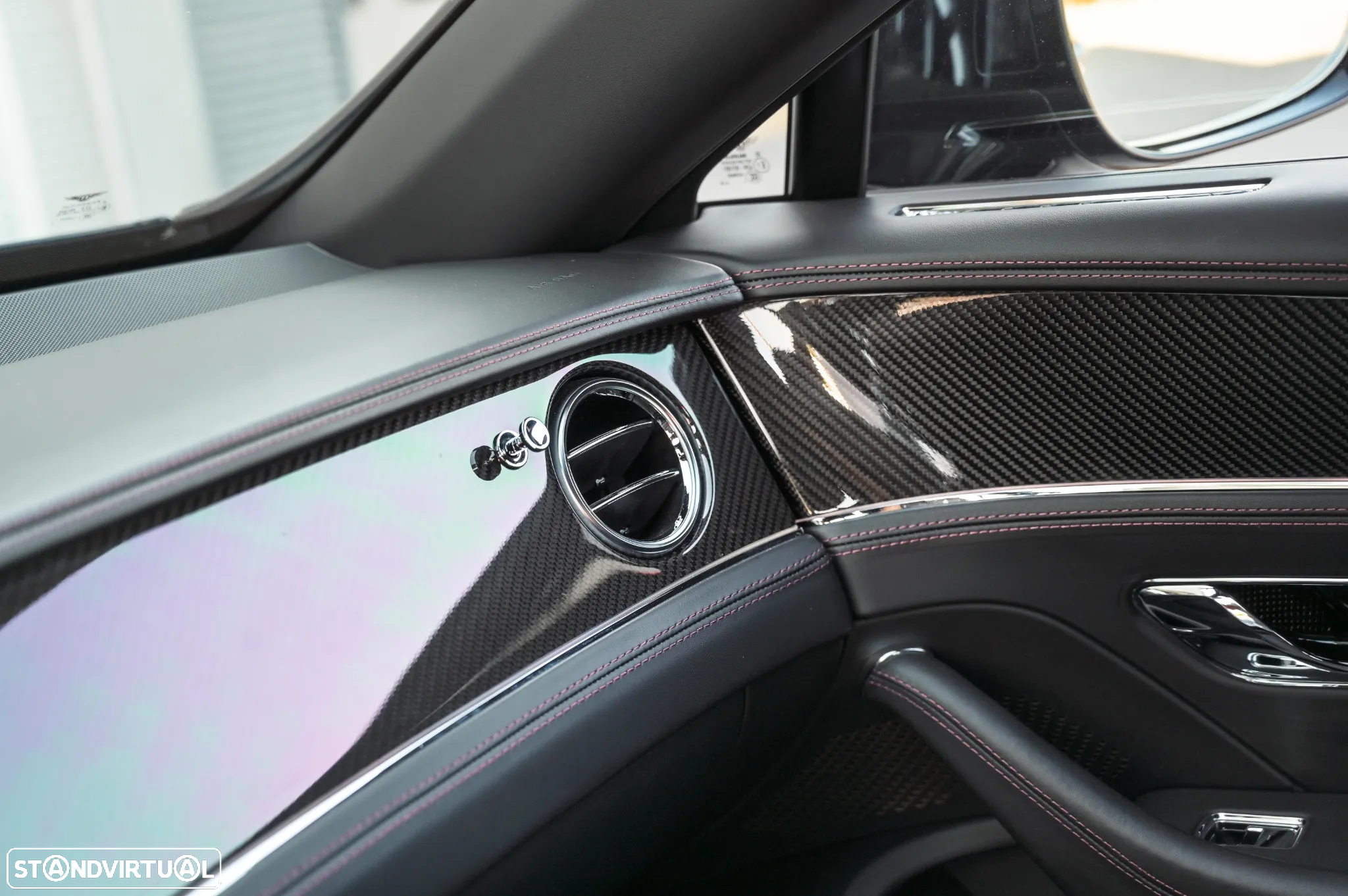 Bentley Flying Spur Hybrid - 17